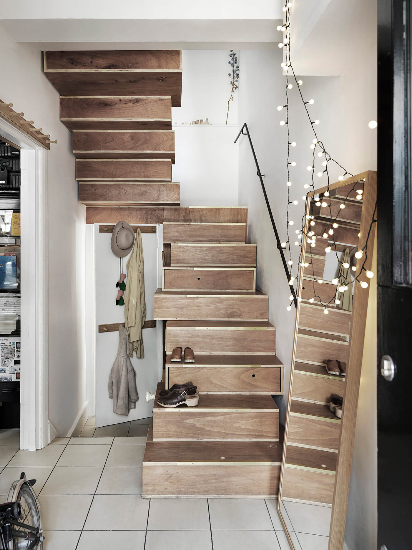 Cool stairway with storage